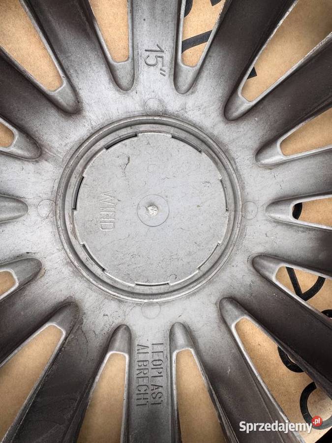 SUZUKI KOŁPAK 15 LEOPLAST Brzesko sprzedam
