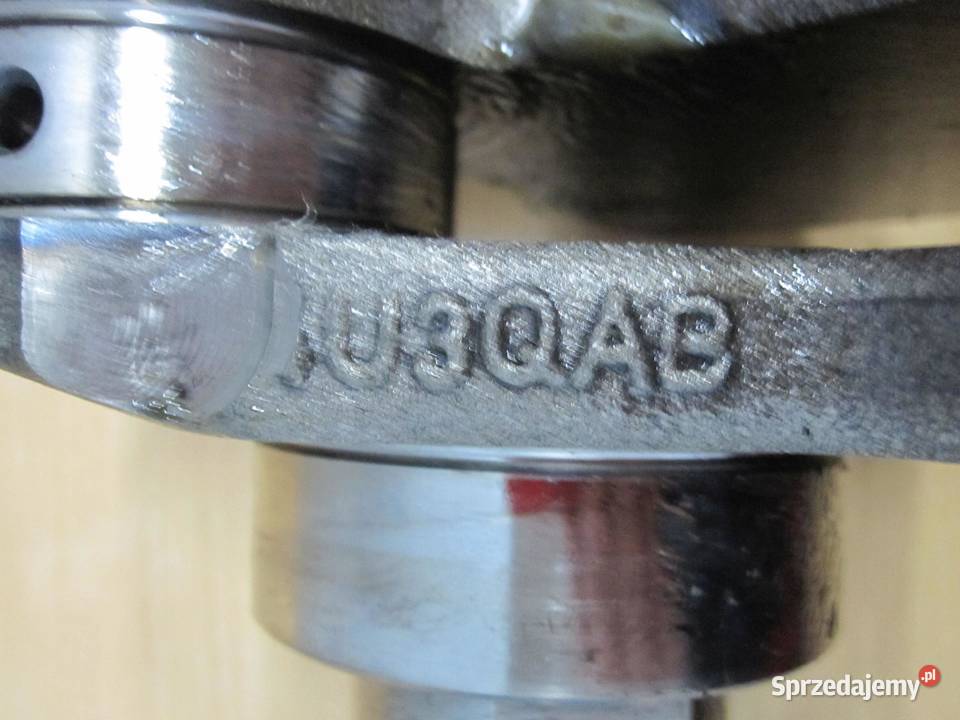 RANGE ROVER SPORT 27 D 276DT 190 09R WAŁ KORBOWY osobowe