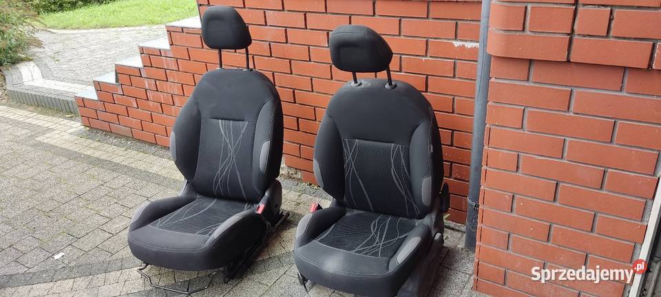 Fotele Peugeot 208 kompletne wielkopolskie Poznań