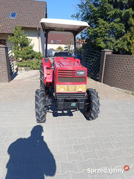 Shibaura D215F YANMAR ISEKI KUBOTA MINI TRAKTOR