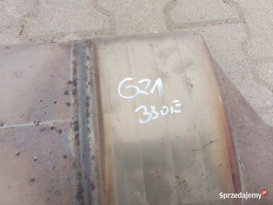 BMW G21 G20 Kombi 330e tłumik rura wydech 20eh