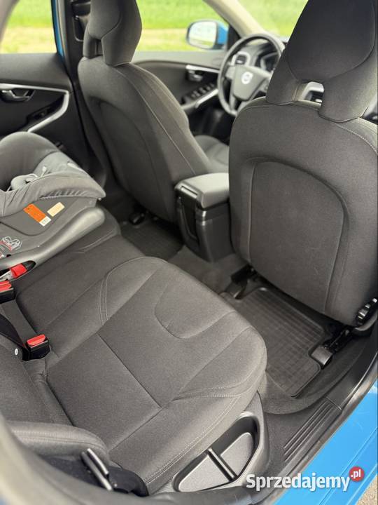 Volvo V40 16 Benzyna Super Stan 1598cm3 Wrocław sprzedam