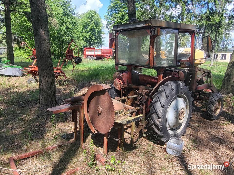 traktor Maccormick z ipłą do drzewa i turem Pozostałe Radzymin