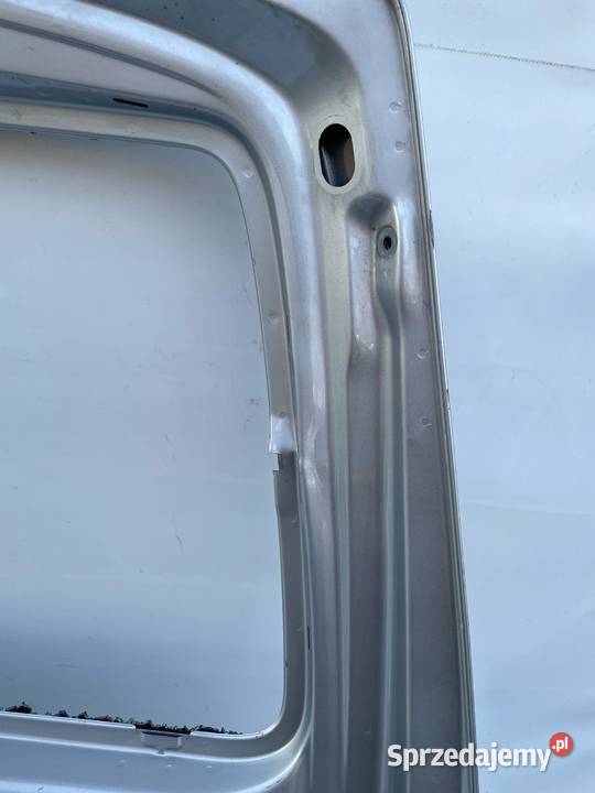 VW Multivan T6 1521 klapa bagażnika 7E0827105C Klapy bagażnika