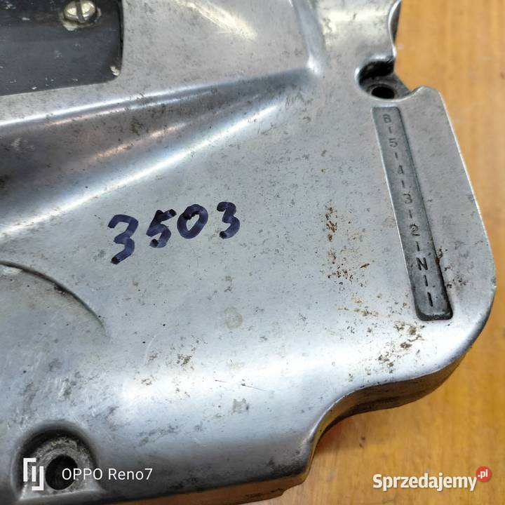 Suzuki GS 550L pokrywa silnika