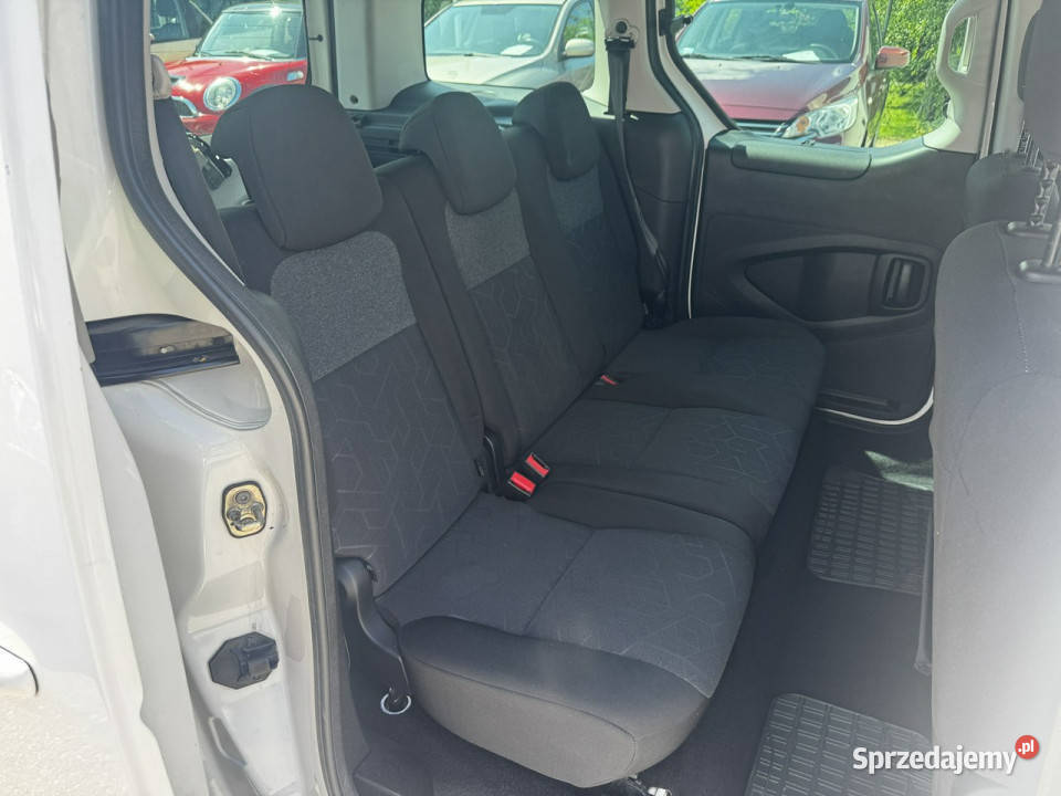 Peugeot Partner RatyZamiana Gwarancja salon Gdów sprzedam