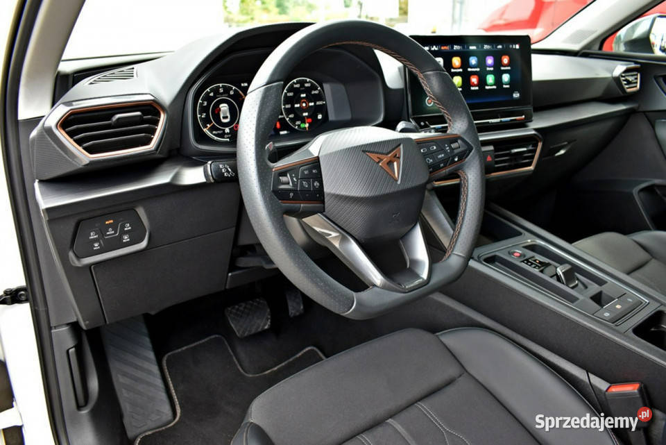 Cupra Leon Bezwypadkowy Salon Polska Serwis ASO elektryczne lusterka Łódź sprzedam