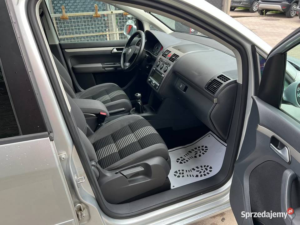 VW TOURAN nowe sprzęgło rozrząd Zarejestrowany isofix Łódź