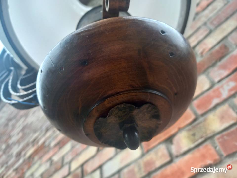 Żyrandol metalowy ze szklanym kloszem Lampa zachodniopomorskie Gawroniec