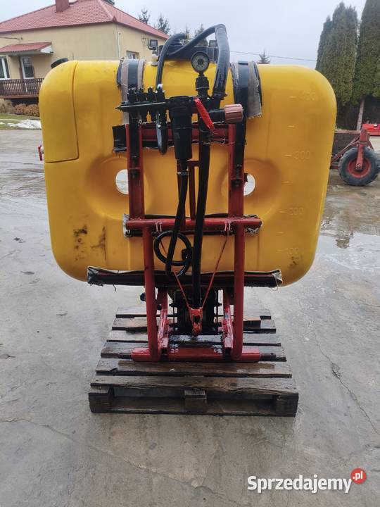 Opryskiwacz zawieszany 400 l sprzedam