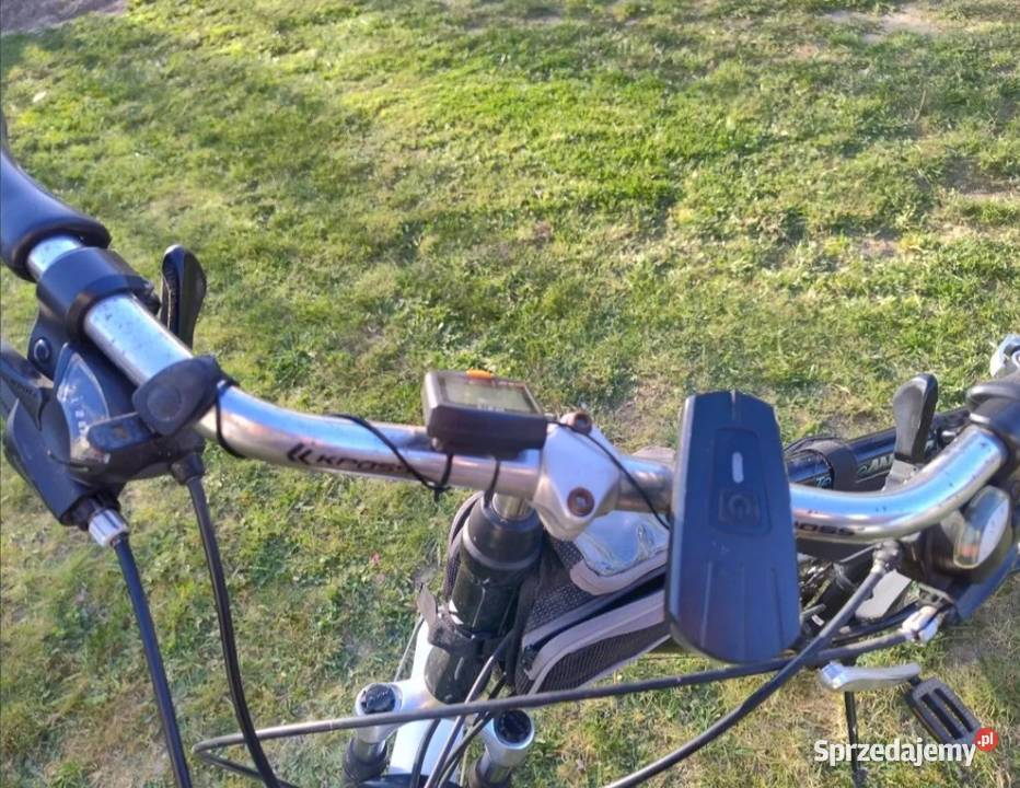 400Rower trekkingowy Kross rama 19 Łuków
