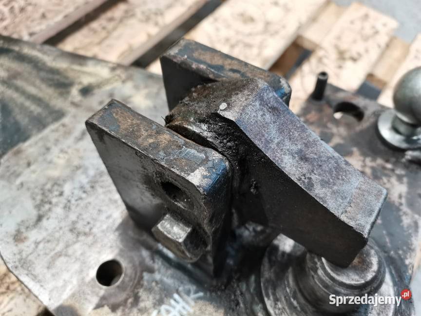 Deutzfahr 8250 Agrotron Zaczep dolny Piton Fix Wilkowo