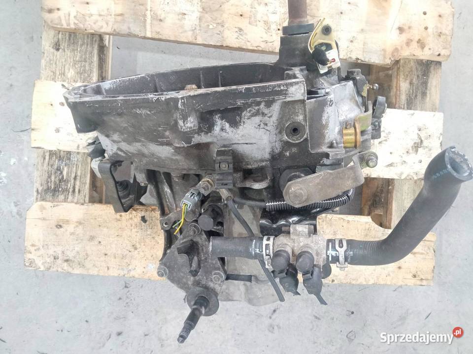 SKRZYNIA BIEGÓW 20CQ06 14 8V Peugeot 206 I sprzedam