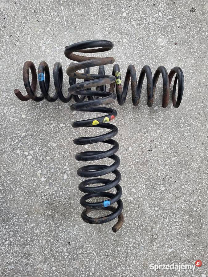 Mercedes 124 Sprężyny przednie 1243212004 Zawieszenie i amortyzacja Gdańsk