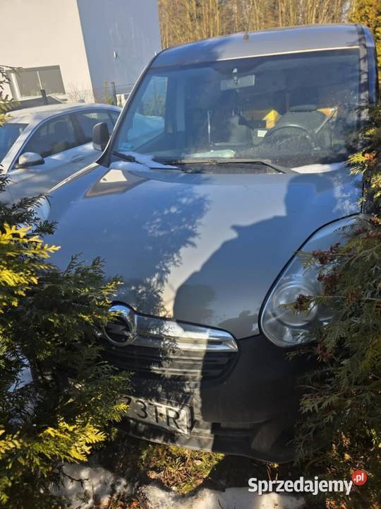 Opel Combodvan 125d 90 2016r Bezwypadkowy Chrzanów sprzedam
