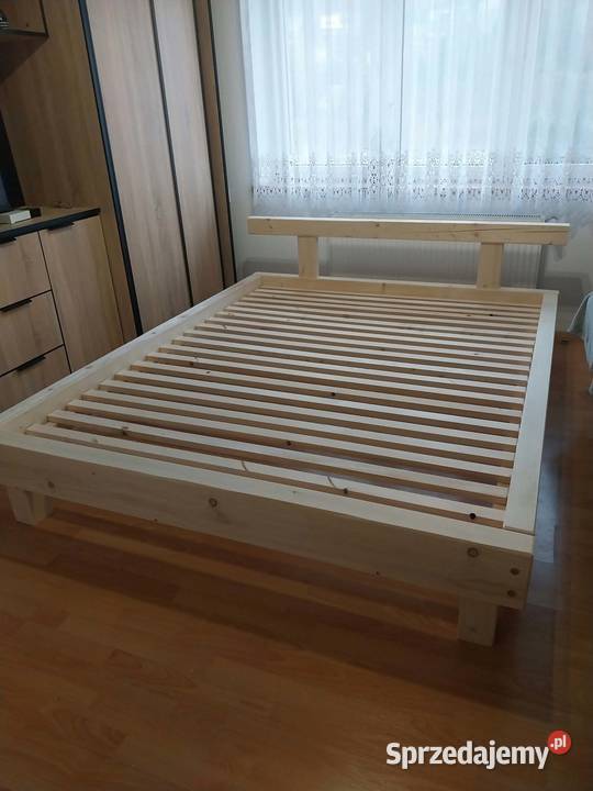 Łóżko lite drewno różne małopolskie Tokarnia sprzedam