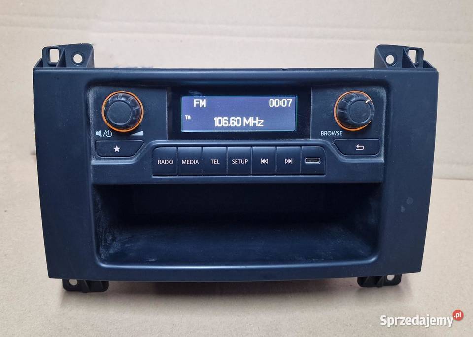 MERCEDES VITO W447 VKLASA RADIO RADIOODTWARZACZ Bieleń