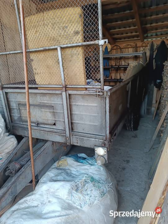 Rozrzutnik obornika nieuszkodzony sprzedam