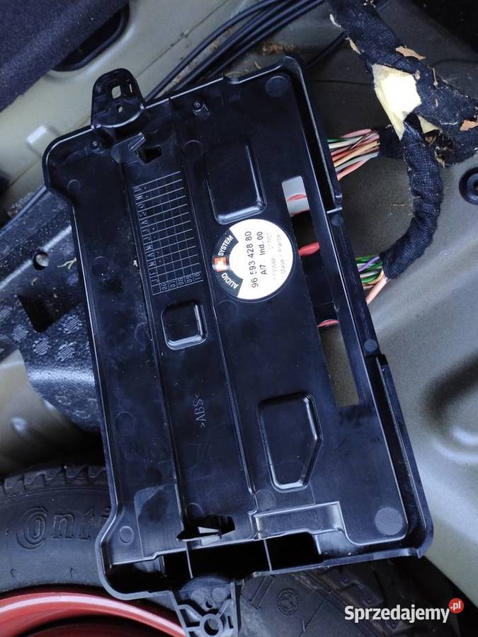 Wzmacniacz subwoofer JBL audio do samochodu