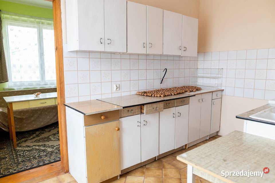 Sprzedam piękny przestronny dom 223m2 w ogródek