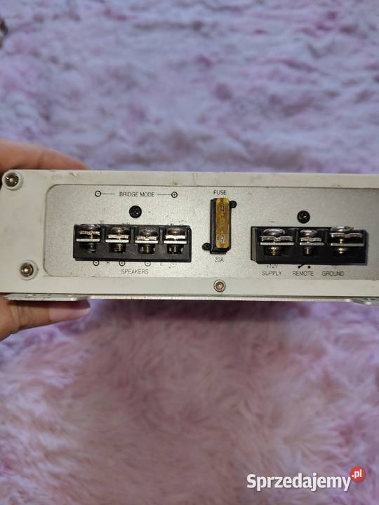 Wzmacniacz samochodowy