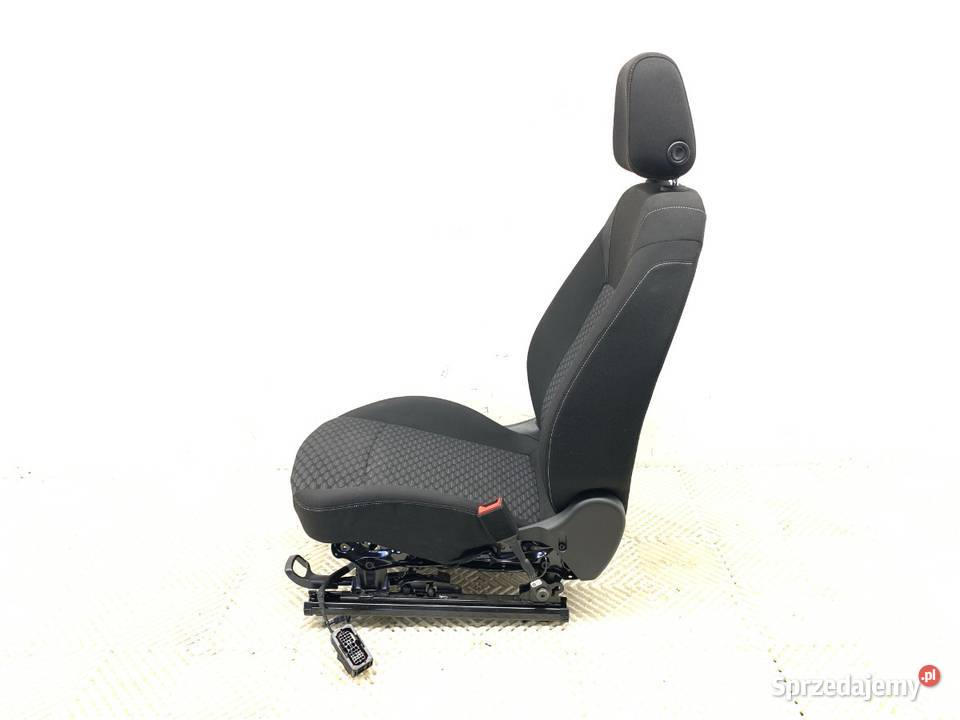 FOTEL PRAWY PRZÓD OPEL ASTRA K Hatchback