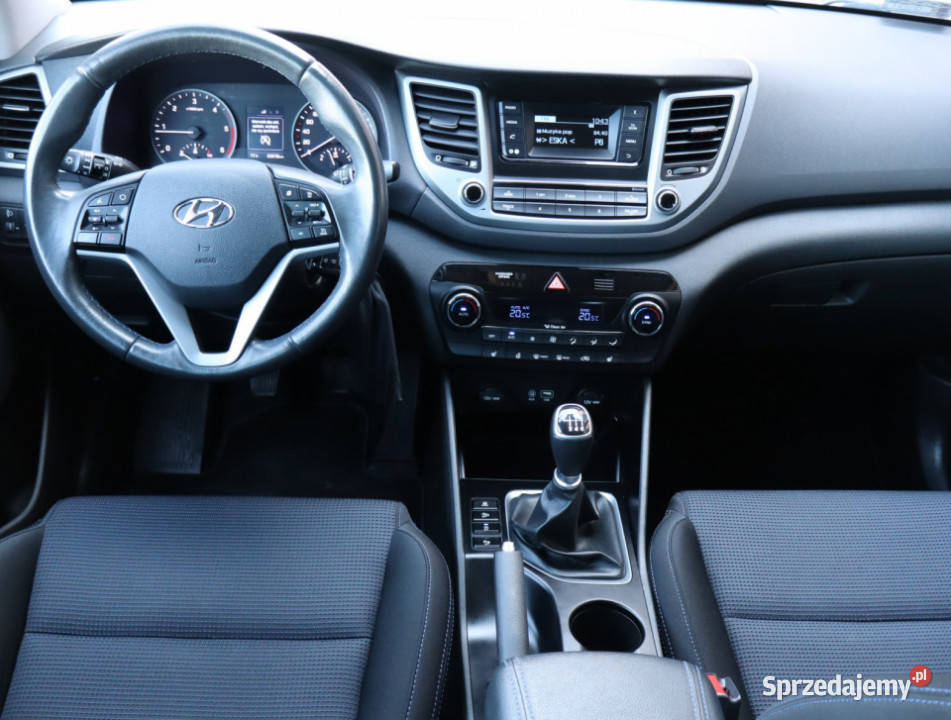 Hyundai Tucson 17 CRDi brązowy sprzedam