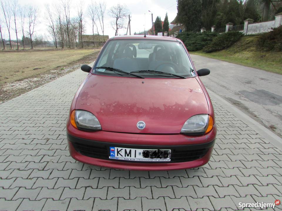 Fiat Seicento uszkodzony Miechów