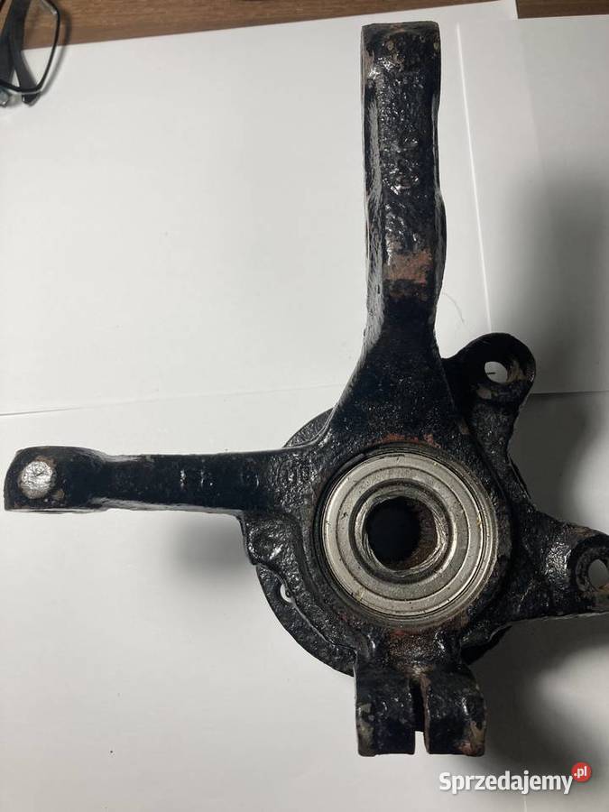 Piasta lewa przednia Renault clio II Kangoo