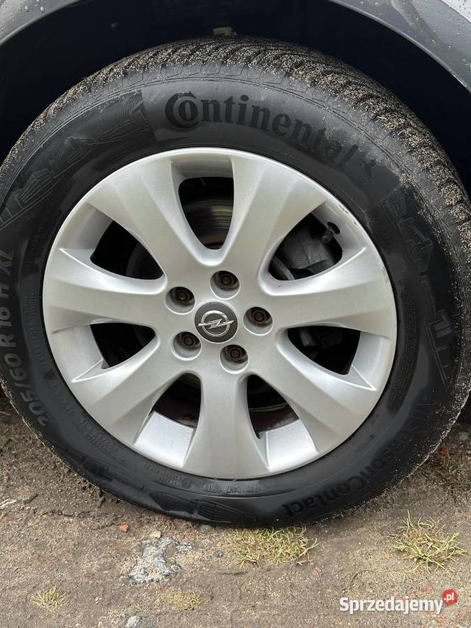 Opel Astra J 14 turbo kombi Kołobrzeg