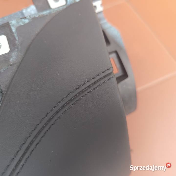 Mercedes w221 s600 s65 AMG dolna część deski z Wałdowo Królewskie