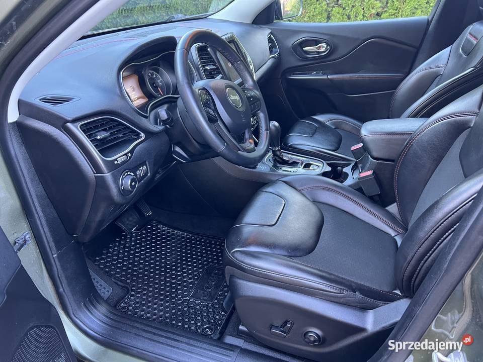 JEEP CHEROKEE TRAILHAWK 32L VVT V6 4x4 80950km Tomaszów Lubelski