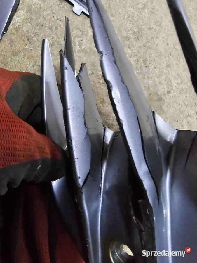 Suzuki RF 600 kratka wlot powietrza prawa Góra Jelenia Góra