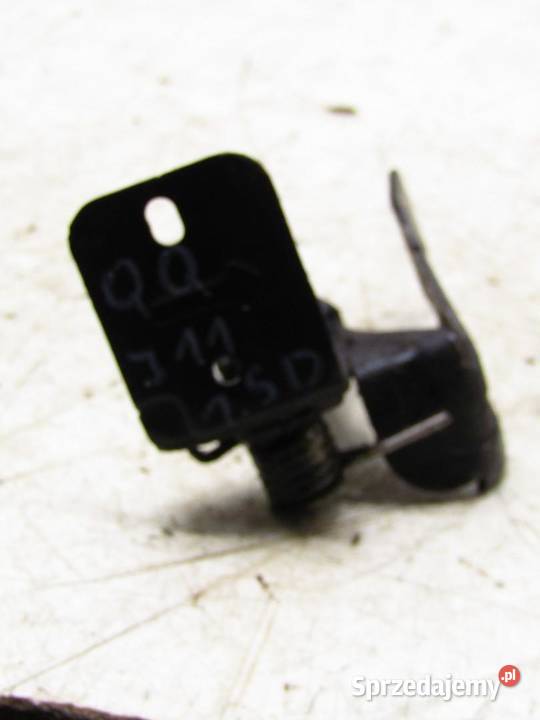 RYGIEL ZAMEK MASKI PRZÓD PRZEDNI NISSAN QASHQAI osobowe sprzedam