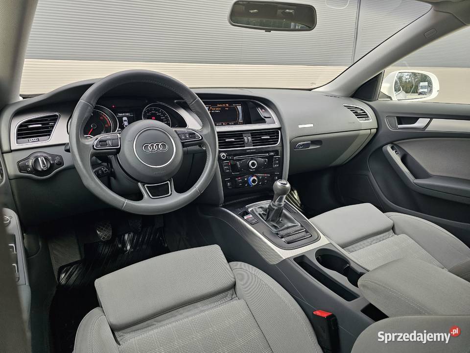 Audi A5 BiXenon PDC Stan Potwierdzony Przebieg Poniatowa sprzedam