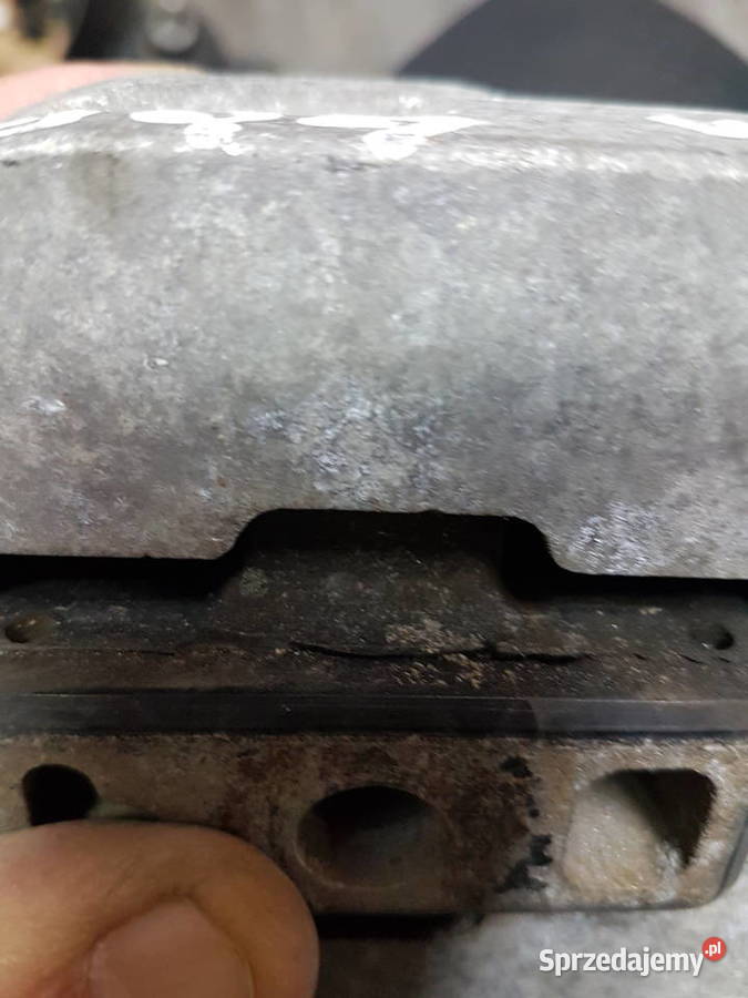 VOLVO XC90 44i v8 poduszka silnika wspornik lapa Turek