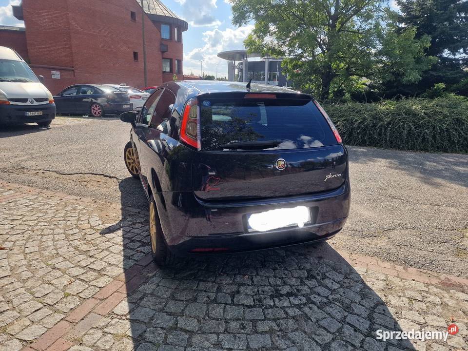 Grande Punto 14 2009r Doinwestowane granatowy Grande Punto Warszawa