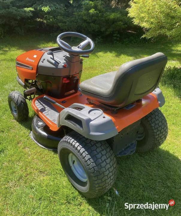 Traktorek kosiarka Husqvarna LT126 Kosiarki i podkaszarki Nowodwór