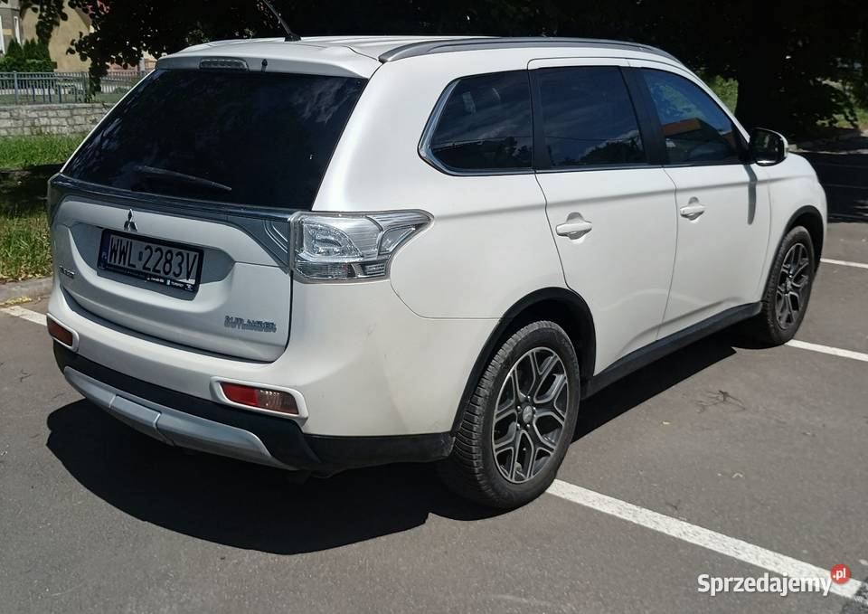 Mitsubishi Outlander salon 4x4 faktura VAT hak