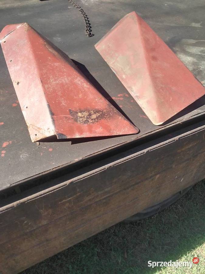 Nadkola do błotników ciągnika C 330 Niepołomice