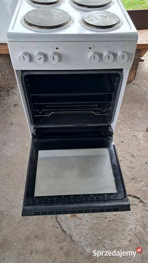 Kuchenka Elektryczna Amica 4 palnikowa z piecem Świecie