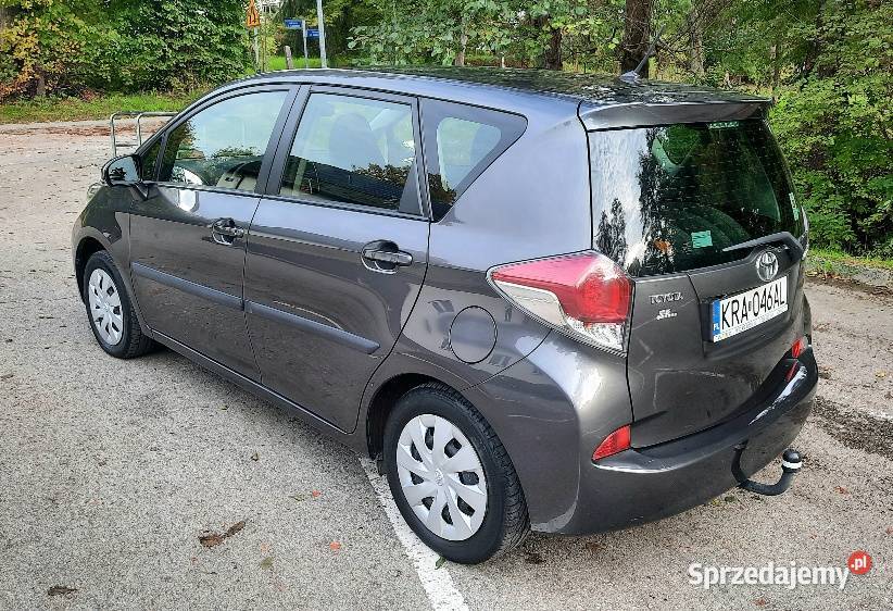 Toyota Verso S 13399 42tkm AUTOMAT Navi Kamera isofix Jaśkowice sprzedam