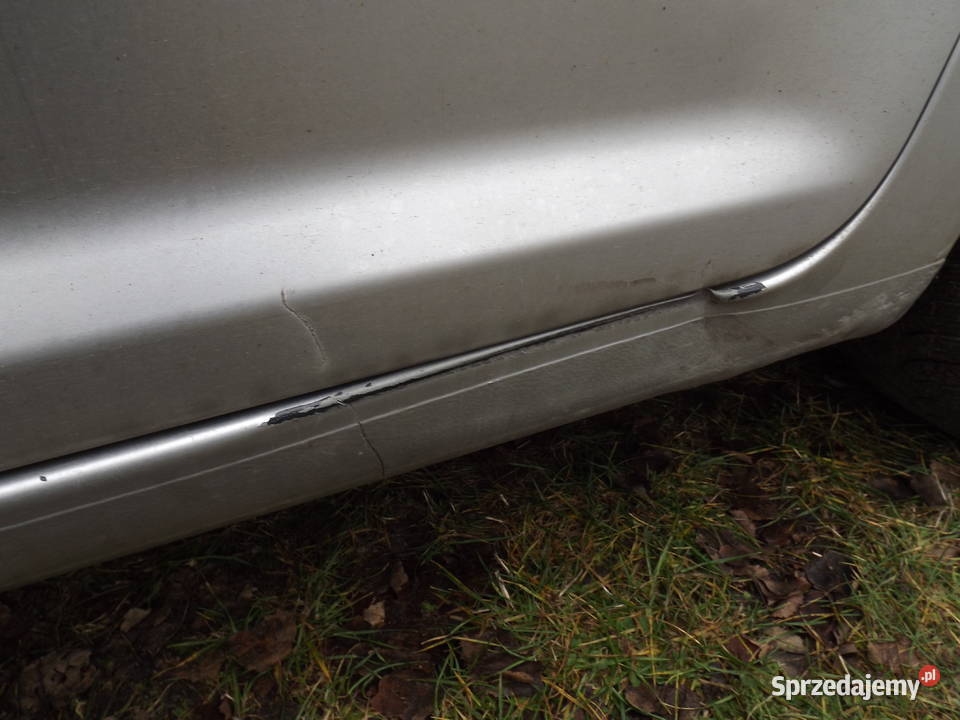 WV Touran 19 TDI 2005 Rok produkcji 2005 warmińsko-mazurskie Szczytno