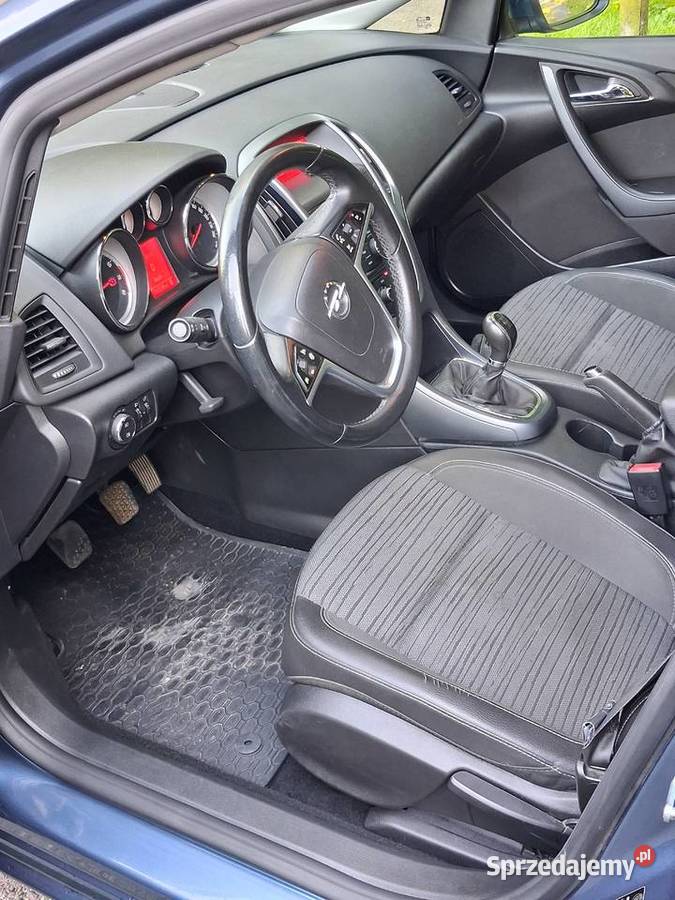 OPEL ASTRA J 14TURBO FABRGAZ SALON 1400cm3 dolnośląskie Trzebnica sprzedam