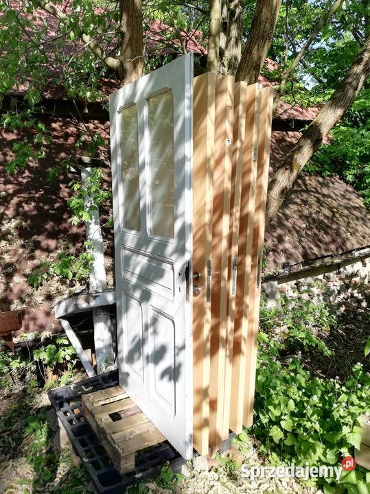 drzwi drewniane solidne z ościeżnicami 98cm Jelenia Góra sprzedam