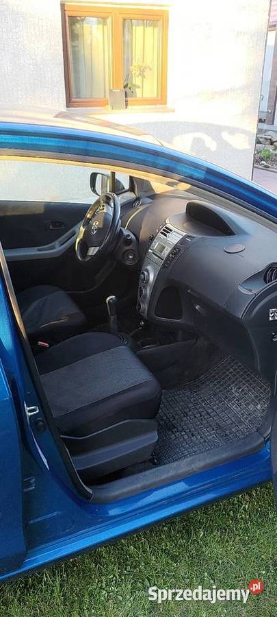 Toyota Yaris 2006 13 87 benzyna niezawodny normy ABS sprzedam