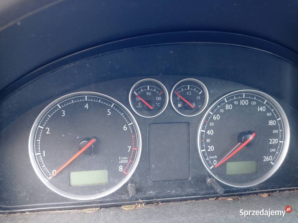 Volkswagen Sharan 20 85 kW 2000 r dawca części Rok produkcji 2000 wielkopolskie Szklarka Myślniewska
