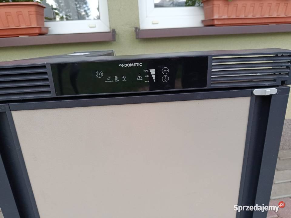 Lodówka turystyczna do kampera przyczepy łodzi Elektronika Pruszków
