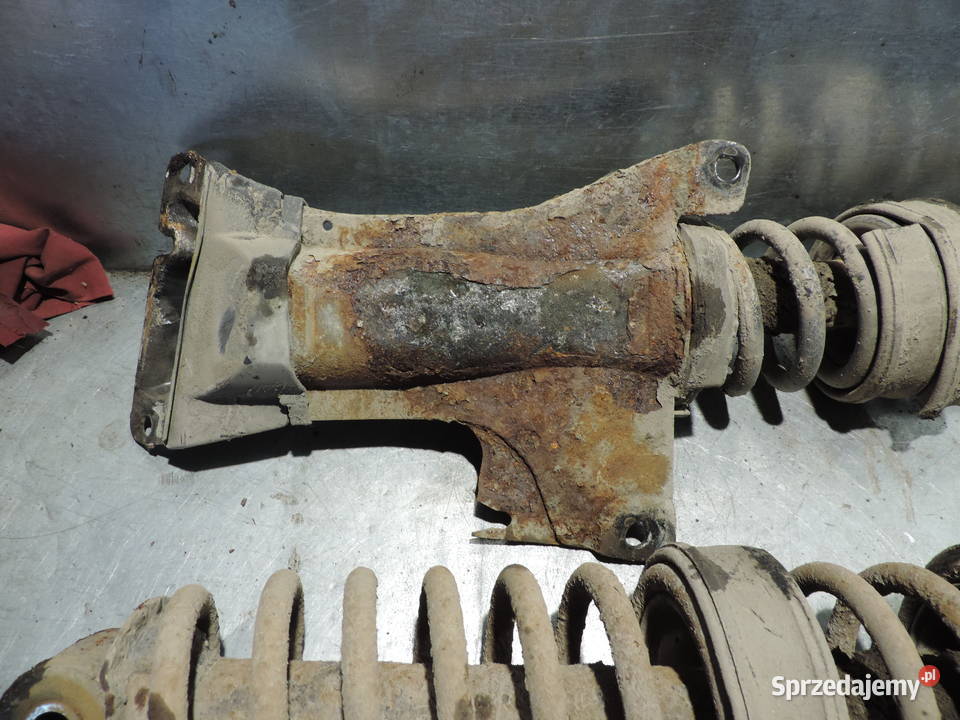 AUDI 80 B4 KOMBI MOCOWANIE AMORTYZATORY TYLNE Rok produkcji 1996 małopolskie Nowy Sącz