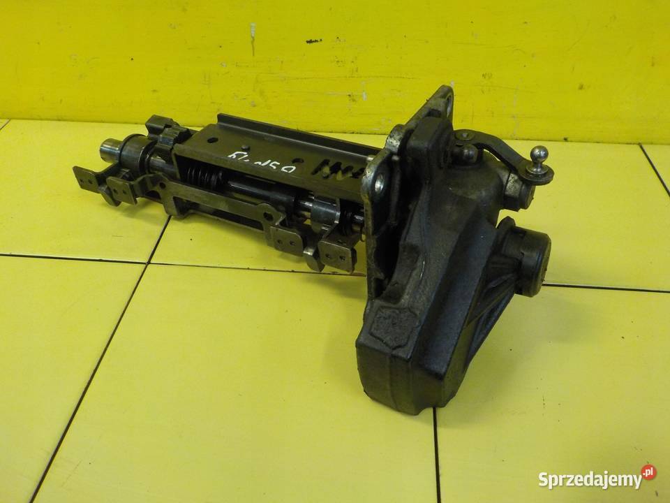 VOLVO V60 24 D5 13r 215 wybierak skrzyni biegow świętokrzyskie Suków